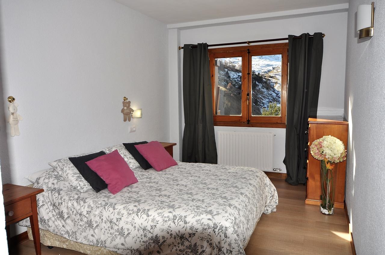 Apartamentos Tirol ฟอร์มีกัล ภายนอก รูปภาพ